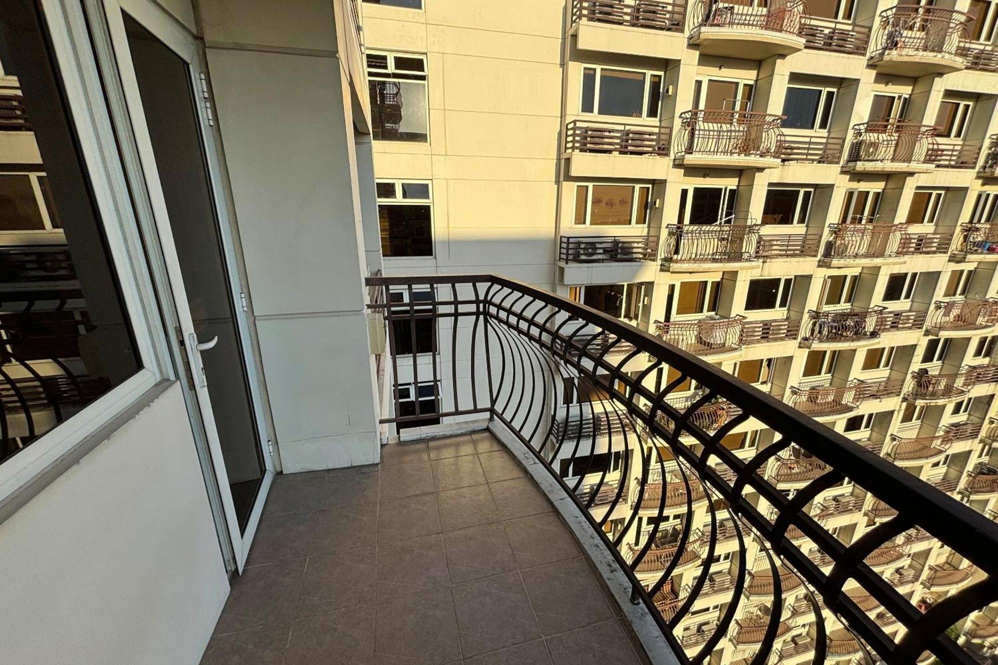 Extremeli Suites Manila Powered By Cocotel Экстерьер фото